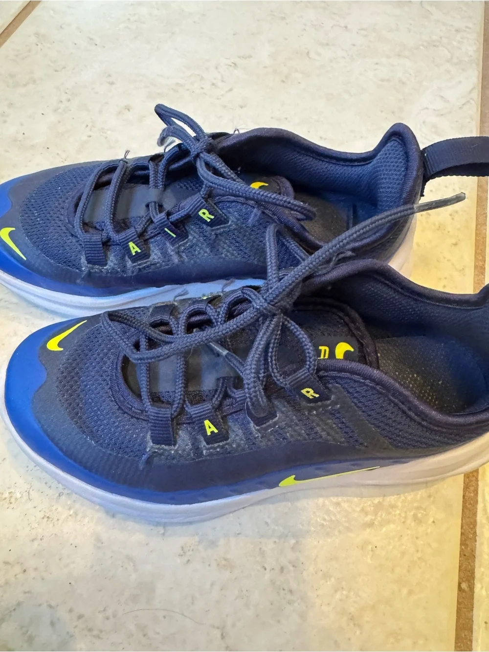 Nike Air Max Boys Sz 11 Blue Lace-up Athletic Sneakers